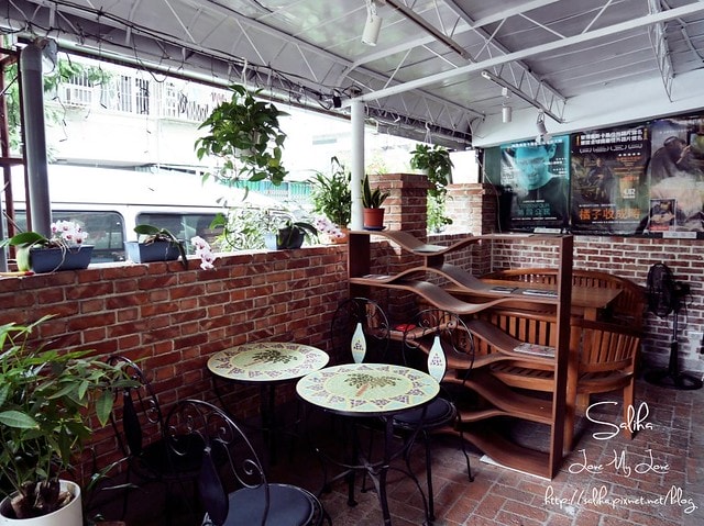20250524-yde9x
