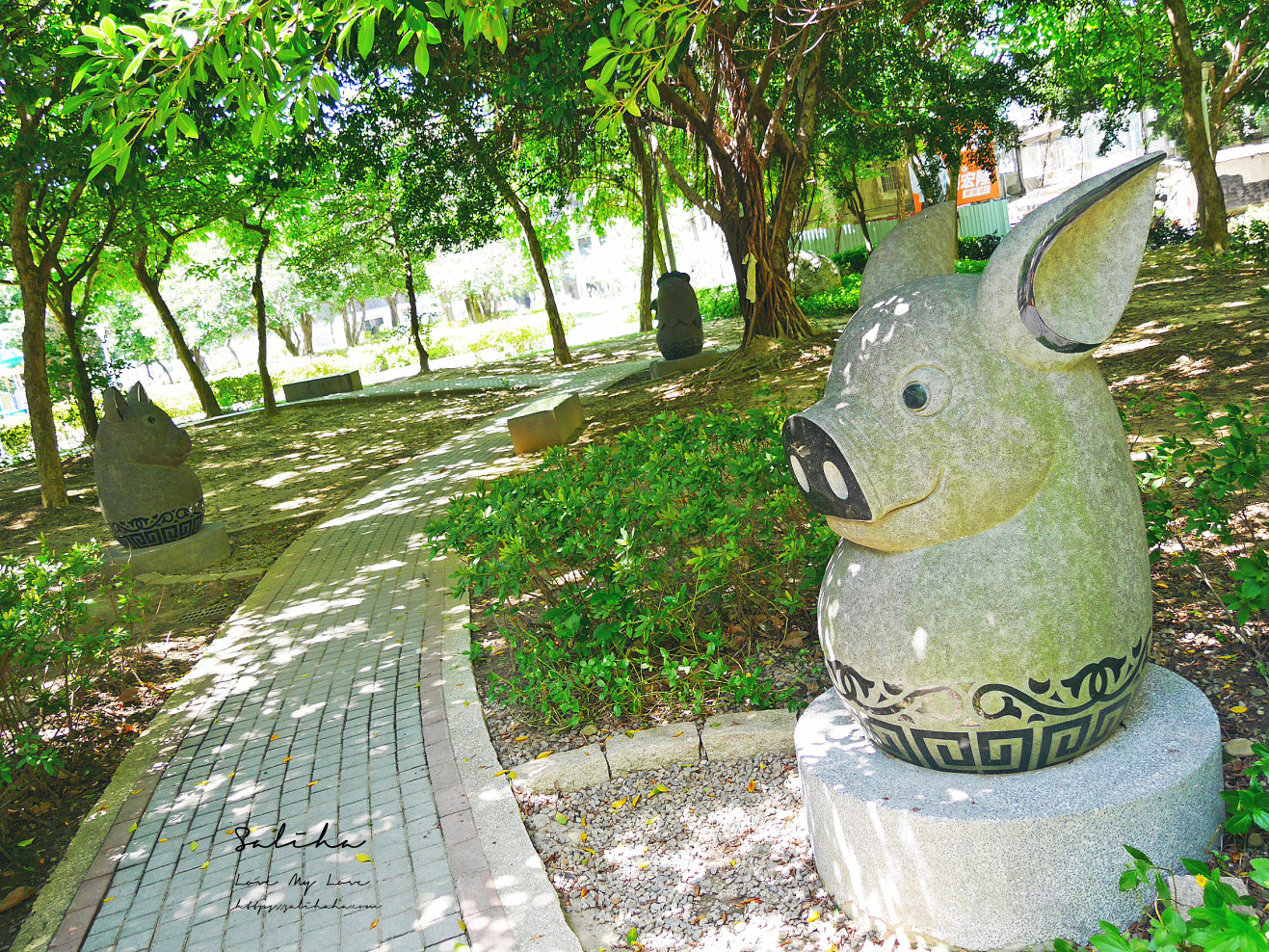 【新北】石雕公園-親子休閒好去處!巨大觀音像x兒童遊樂區x中式造景 - 第10張圖 板橋散步好去處江子翠石雕公園占地廣還有遊樂設施及中式古典造景 (2)