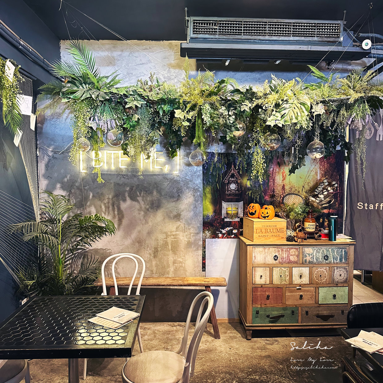 【台北商業午餐推薦】Hërs biströ她/的餐酒-強推浮誇系美味提拉米蘇!平價百元義大利麵,菜單 - 第6張圖 【台北商業午餐推薦】Hërs biströ她/的餐酒-強推浮誇系美味提拉米蘇!平價百元義大利麵,菜單