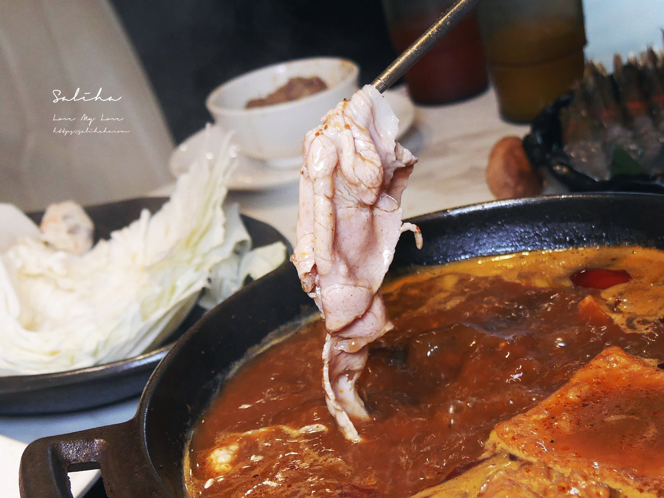 肉多多火鍋中山北店-期間限定全台全天候平假日不限時!輕量級套餐299元起,蔬食自助吧吃到飽,CP值超高!(西門店.淡水店例假日除外,湯底,服務費另計)