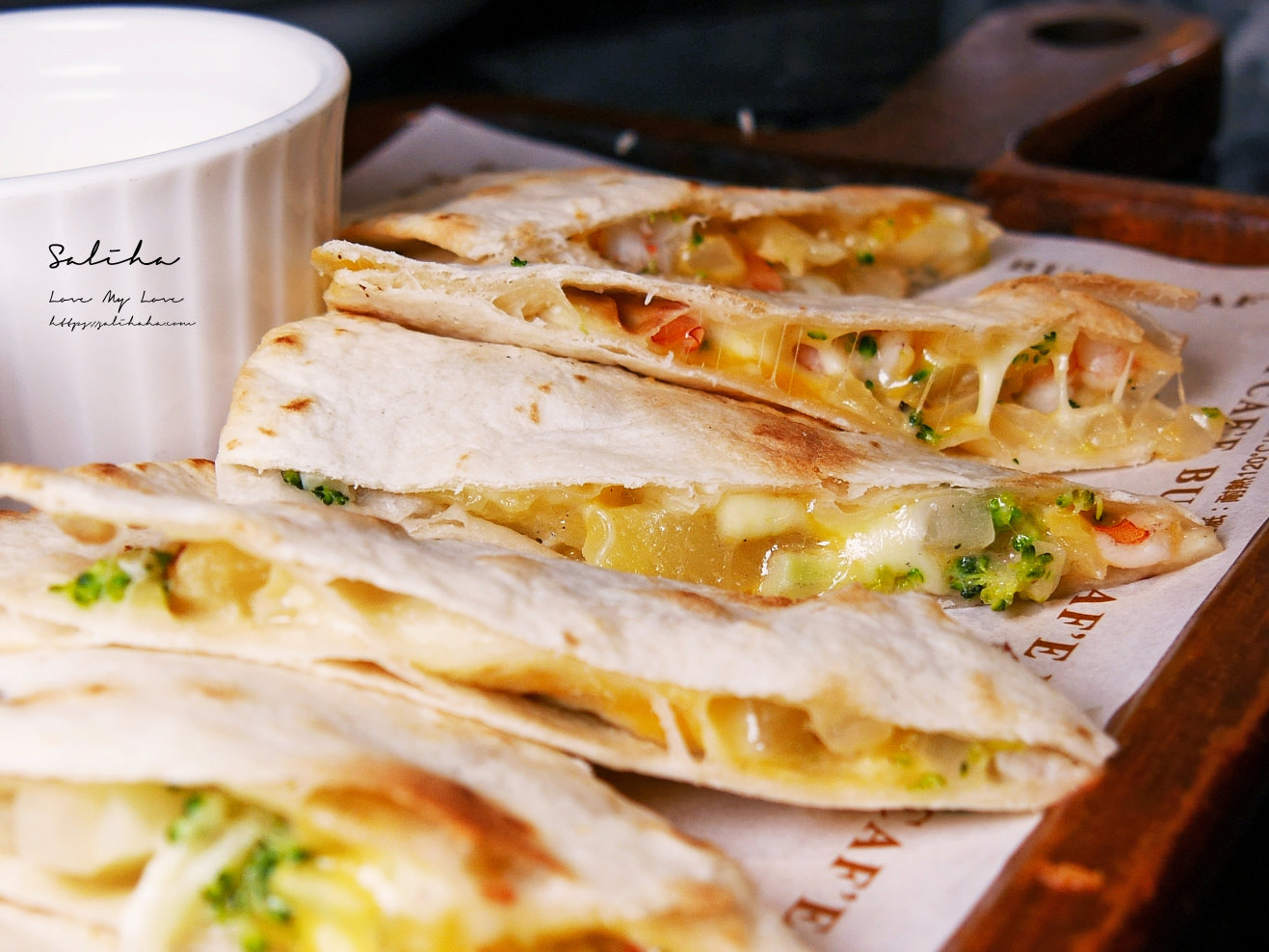 【台北】布納咖啡館-聚餐必備超人氣不限時餐廳,好吃牛排義大利麵,有壽星優惠