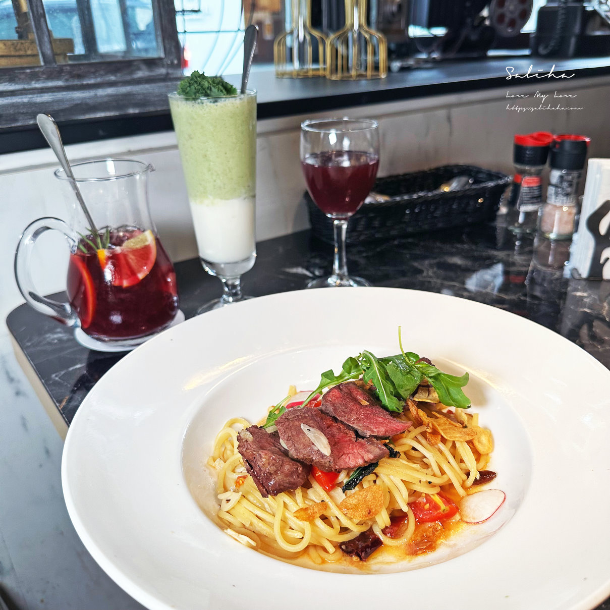 【台北】布納咖啡館-聚餐必備超人氣不限時餐廳,好吃牛排義大利麵,有壽星優惠