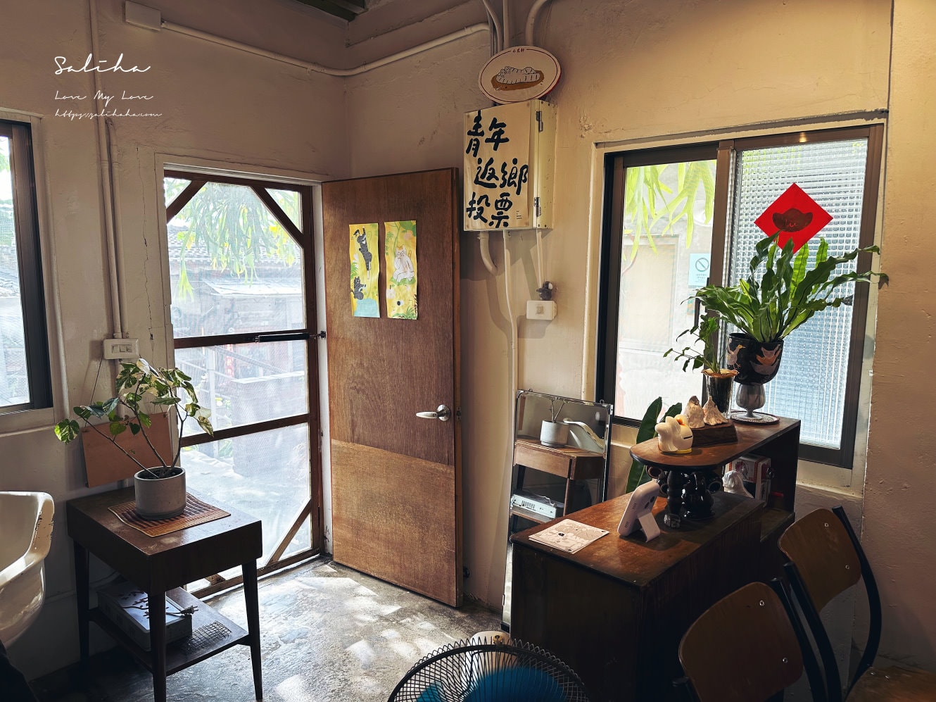 【公館寶藏巖】秋紅肚房-隱藏版秘密美食!有好吃麻辣麵的懷舊咖啡廳,菜單