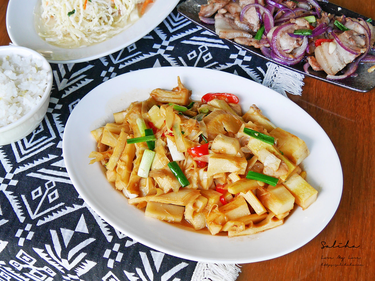 【新北】山景餐廳-超美!坐著吃熱炒就能被群巒環抱的景觀餐廳,菜單