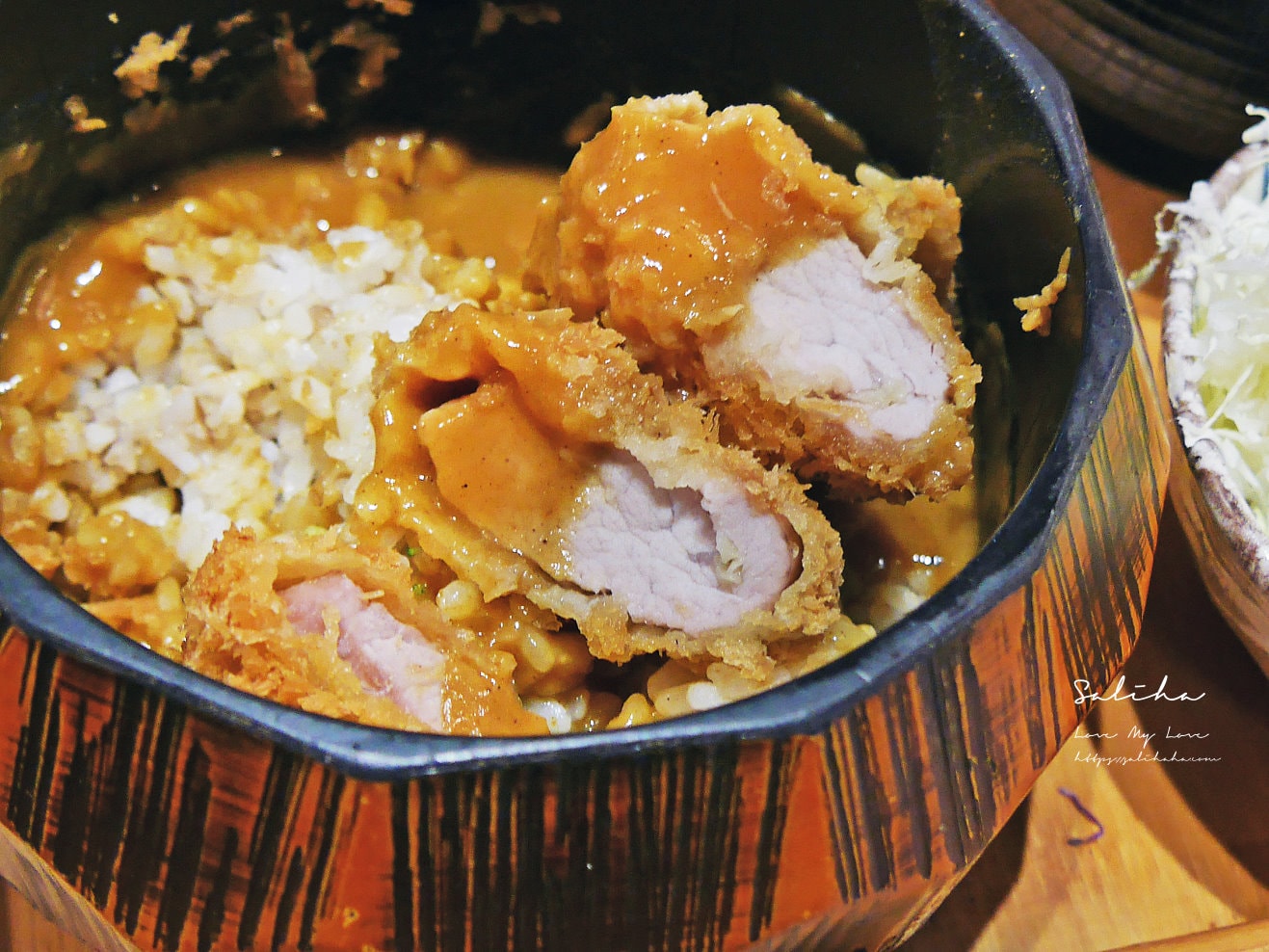 【新店裕隆城】京都勝牛-壽星全桌8折超划算!炸牛排x燒肉雙重美味,再推豐盛商業午餐定食,菜單