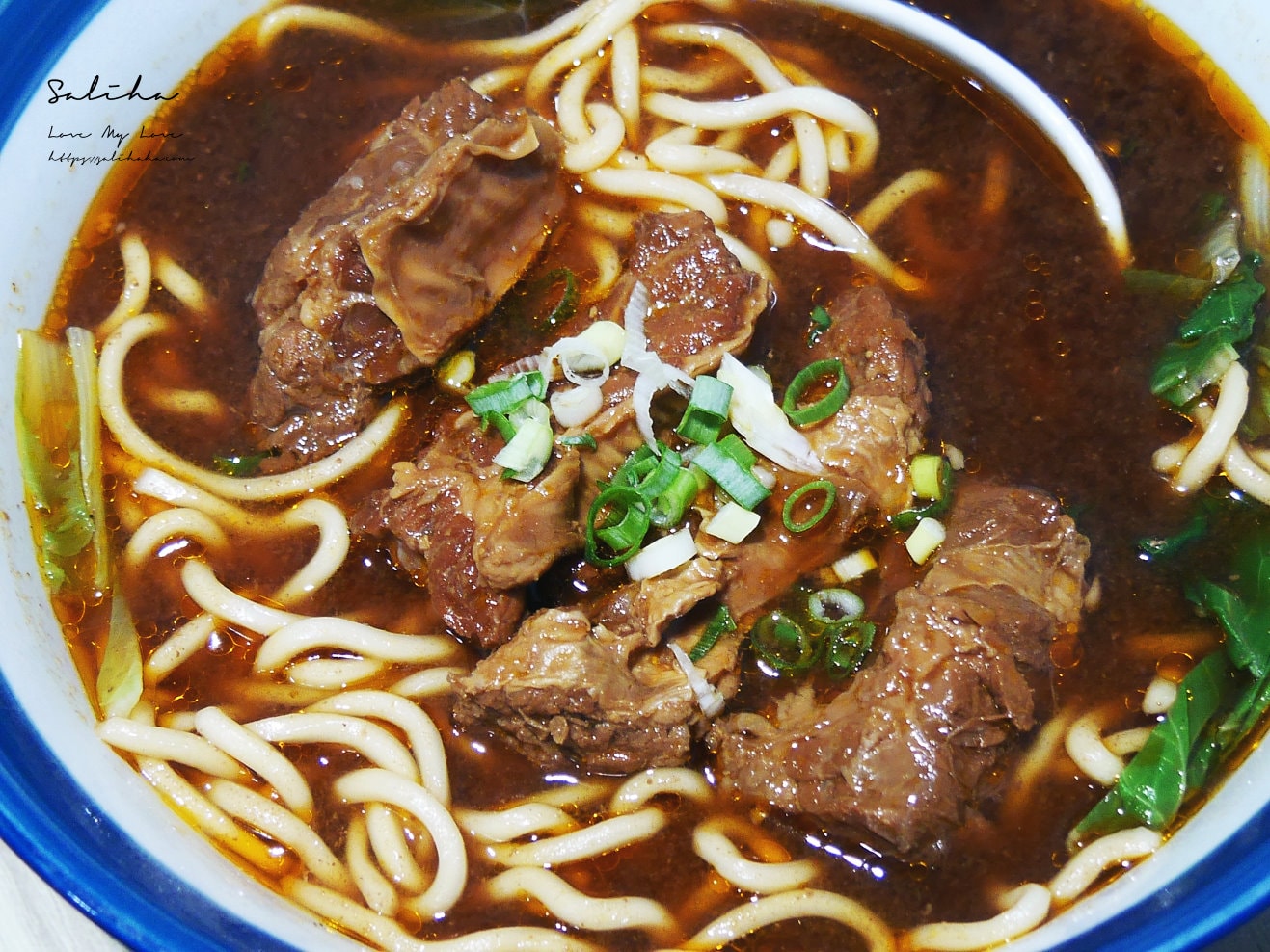 新北【瑪岌牛肉麵】臥虎藏龍的小吃店!五星飯店主廚特製牛肋麵只要160,菜單