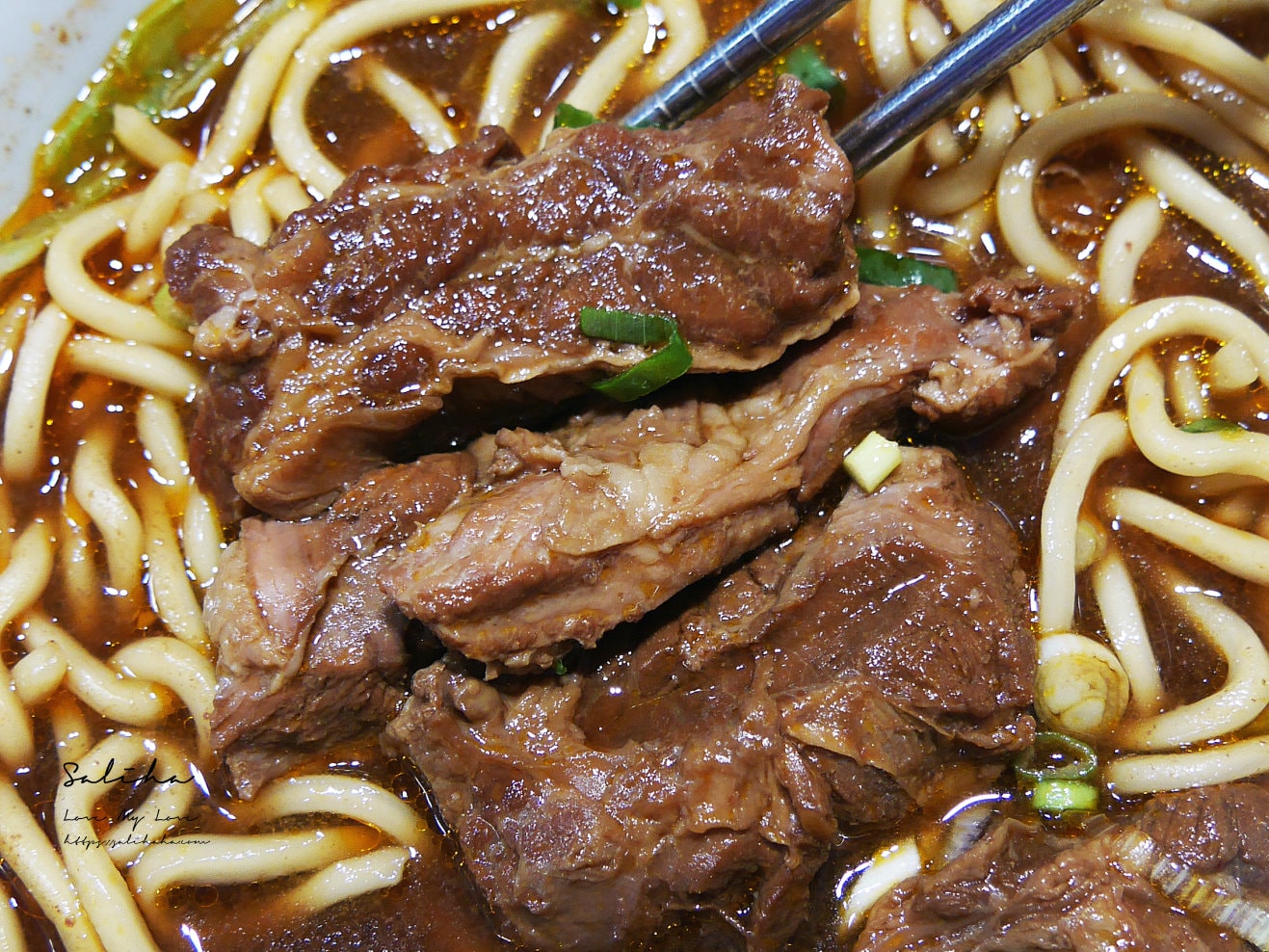 新北【瑪岌牛肉麵】臥虎藏龍的小吃店!五星飯店主廚特製牛肋麵只要160,菜單