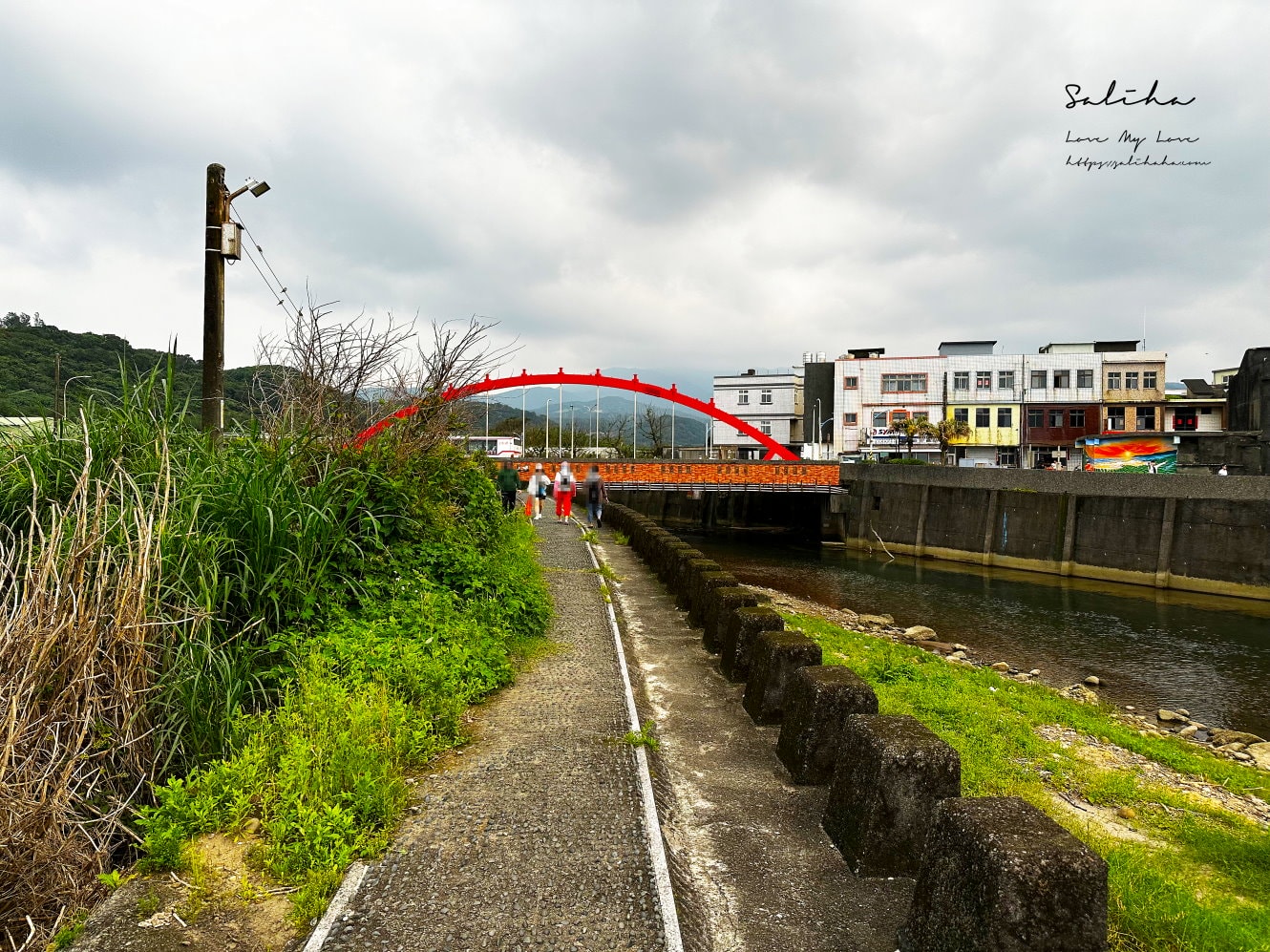 石門【幸福雙心公園】捕魚文化主題、超美藍色織夢網！富基漁港、老梅石槽附近免費必拍景點
