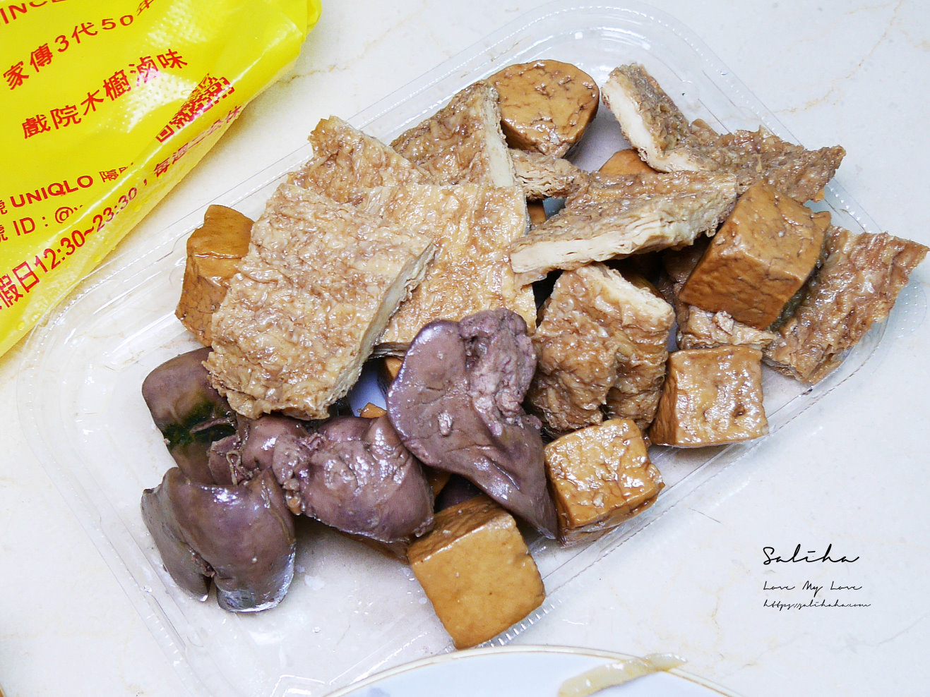 西門町人氣小吃【萬國滷味鹹水雞】從戲院小攤賣到50年老店!必點脆腸,菜單 - 第11張圖 西門町人氣小吃【萬國滷味鹹水雞】從戲院小攤賣到50年老店!必點脆腸,菜單