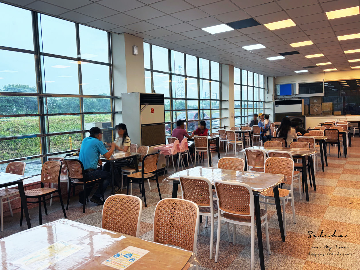礁溪美食【玉里橋頭臭豆腐旗艦店】最強臭豆腐免跑花蓮！免費停車場(2026最新價格)