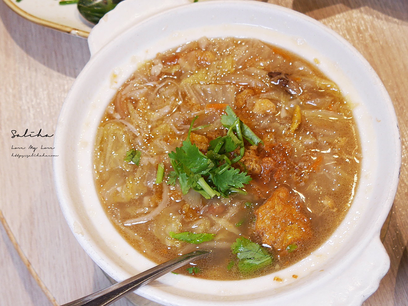 新北【真珠台灣佳味】大推鯧魚海鮮米粉、創意臭豆腐，復古時髦台菜餐廳(菜單)