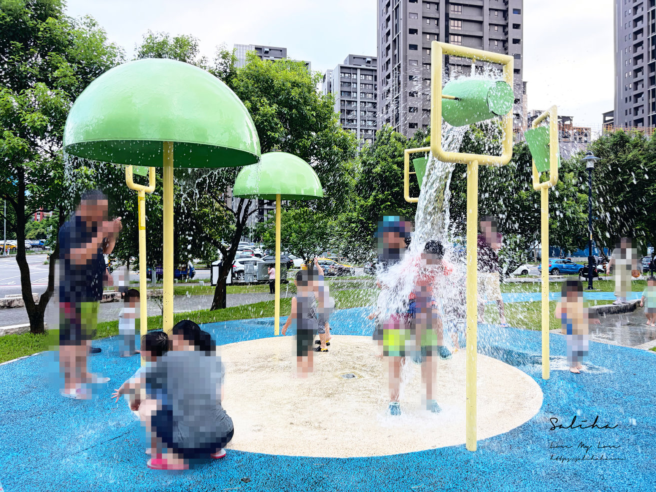 新北【十四張歷史公園】水陸雙棲超好玩親子景點,免費玩水、兩樓高遊戲塔、溜索,搭捷運就到! - 第8張圖 新北【十四張歷史公園】水陸雙棲超好玩親子景點,免費玩水、兩樓高遊戲塔、溜索,搭捷運就到!