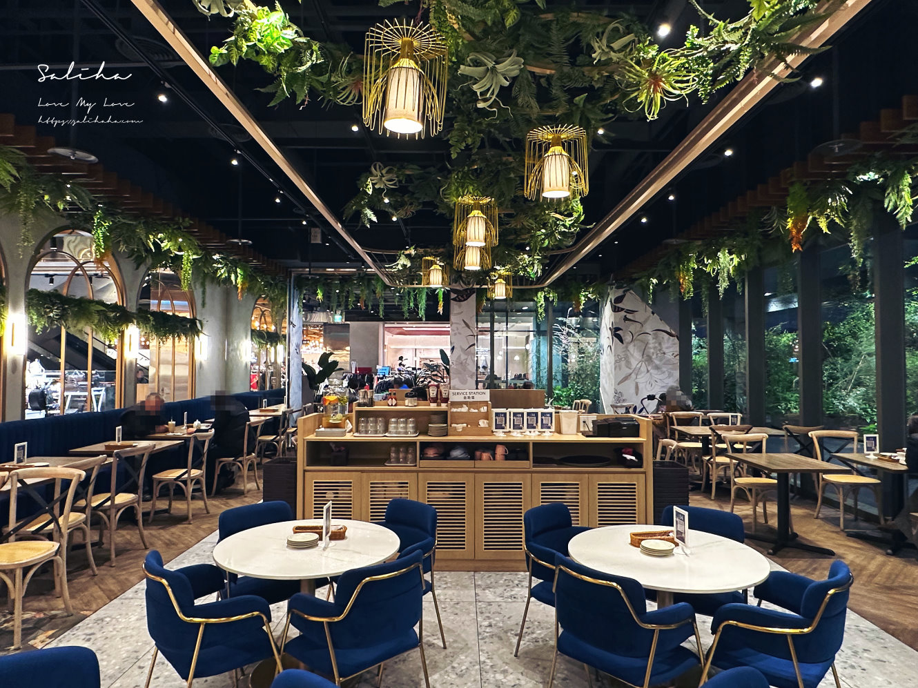 新店美食【英格莉莉裕隆城店】浪漫叢林系餐廳,強推鐵鍋鬆餅!壽星優惠全桌八折 - 第6張圖 新店美食【英格莉莉裕隆城店】浪漫叢林系餐廳,強推鐵鍋鬆餅!壽星優惠全桌八折